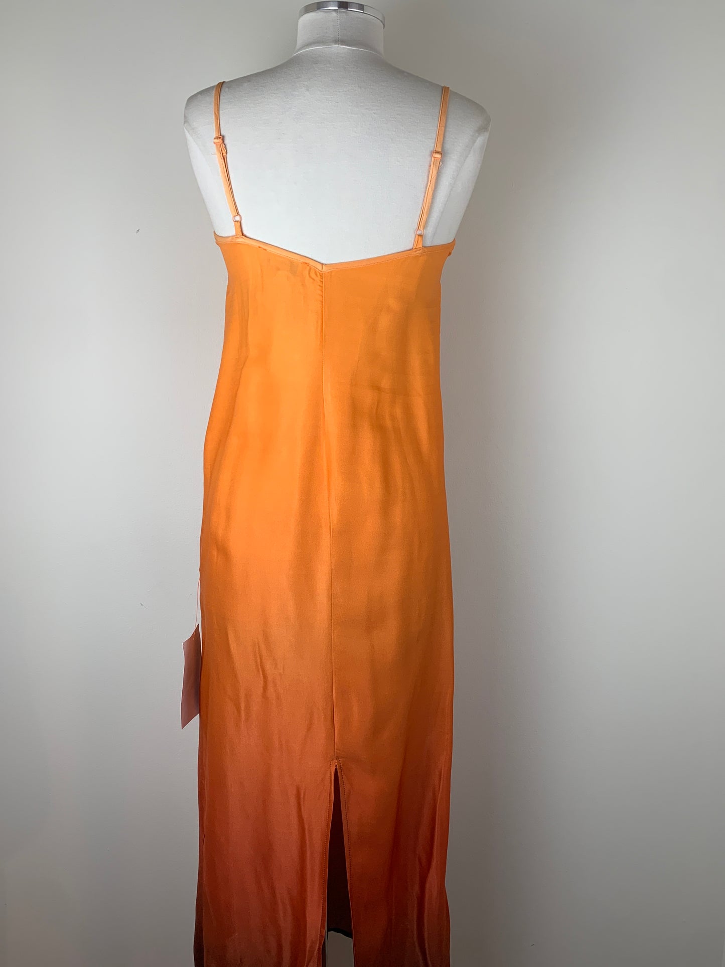 Never Fully Dressed Ombre Orange Slip | SZ 6 | NWT