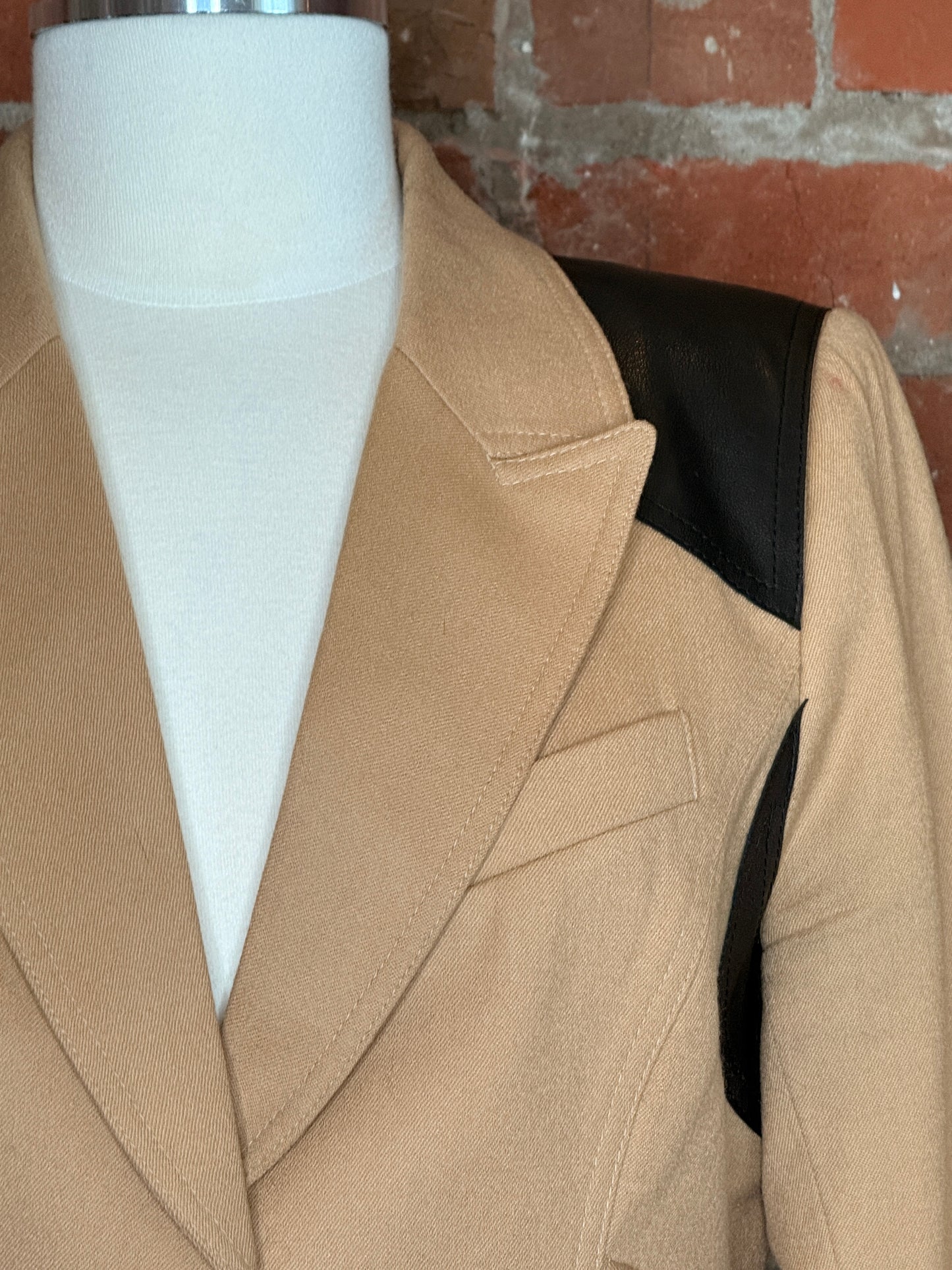 Smythe Rifle-Patch Equestrian Blazer | SZ 10