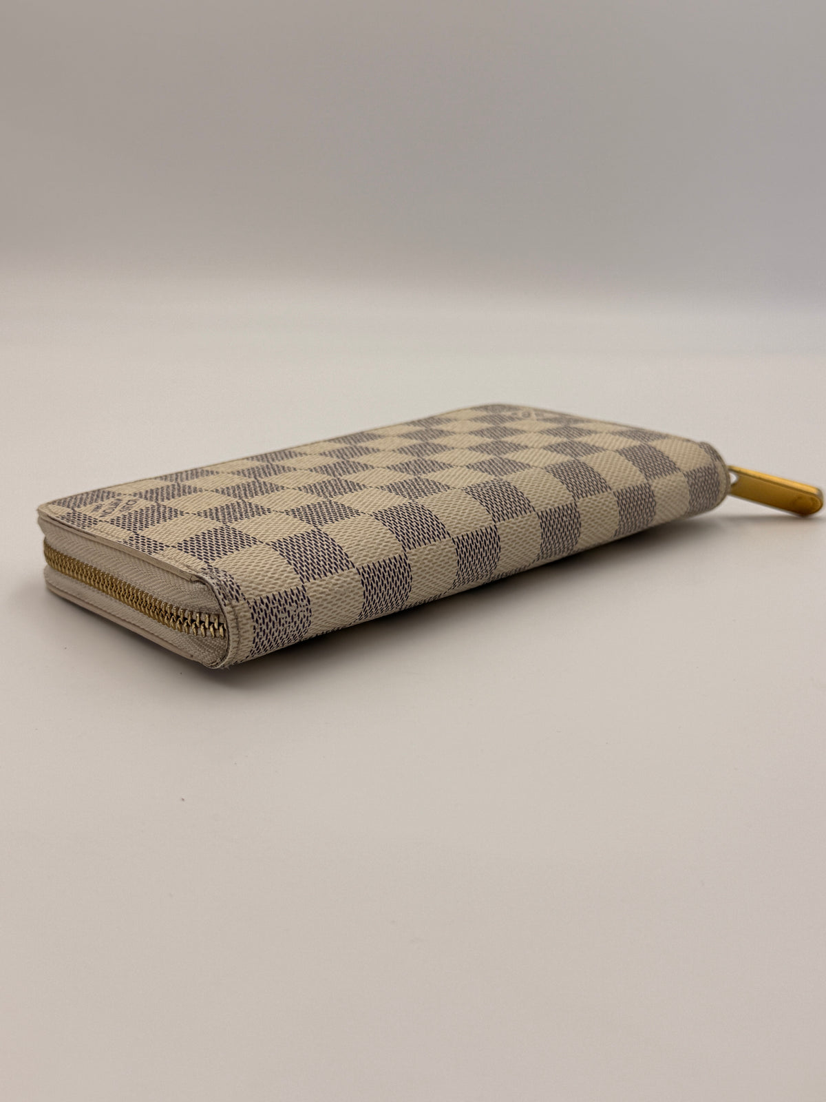 Louis Vuitton Damier Azur Zippy Wallet