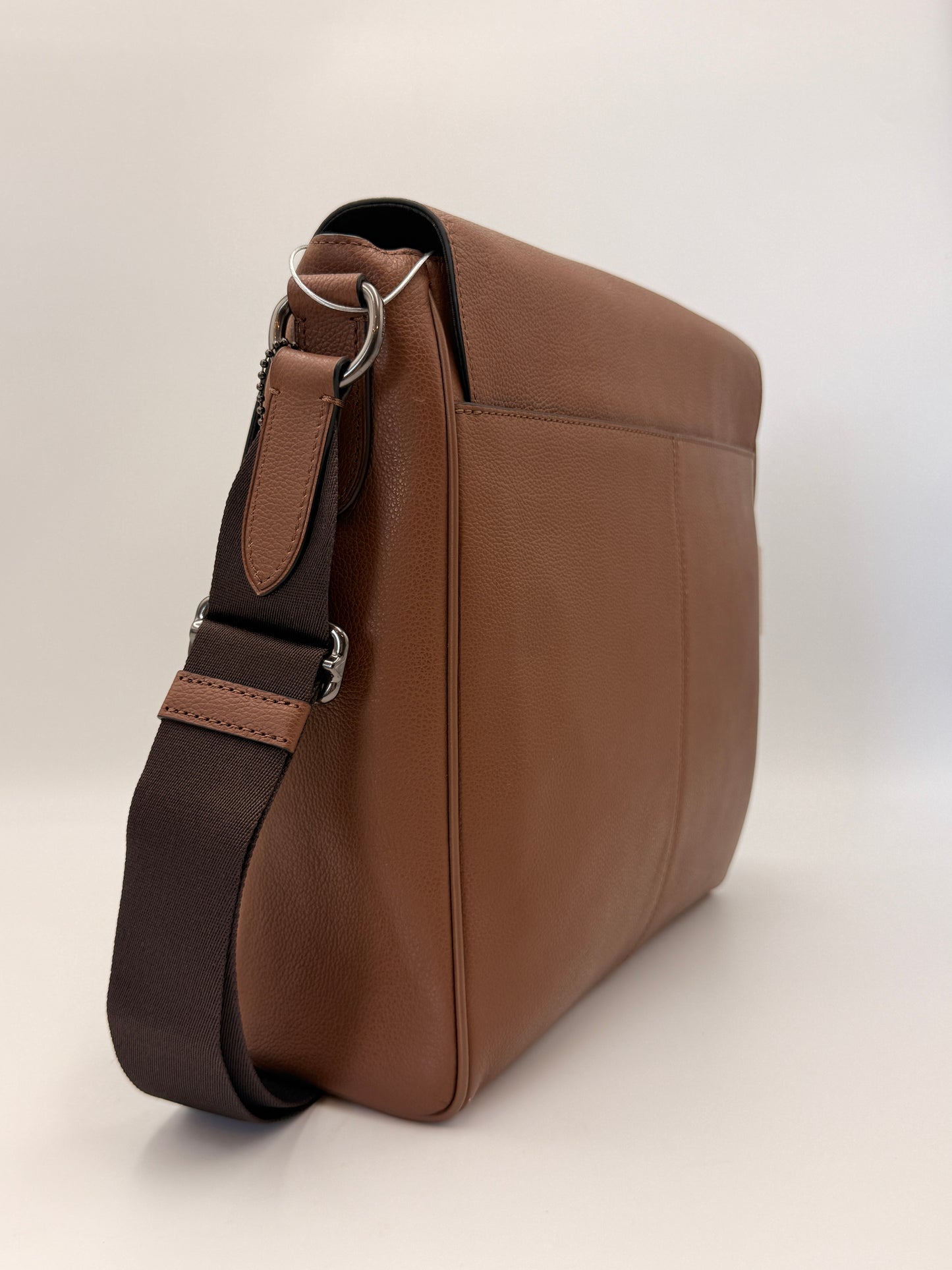 NWT Coach Charles Messenger Bag