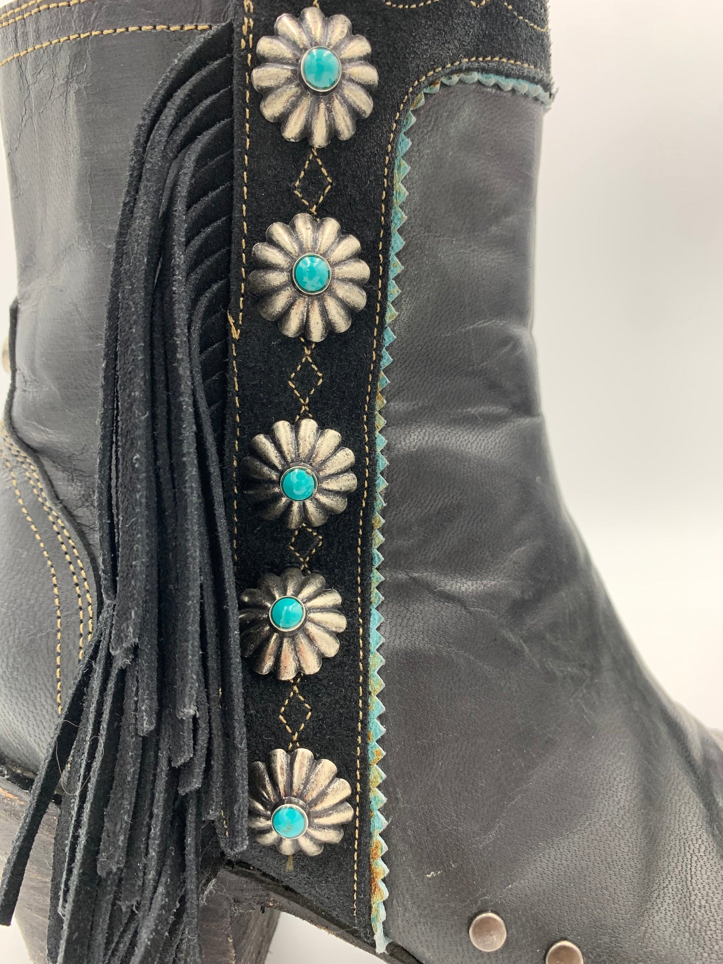 OLD GRINGO Apache Kid Black Concho Ankle Boots l SZ 7