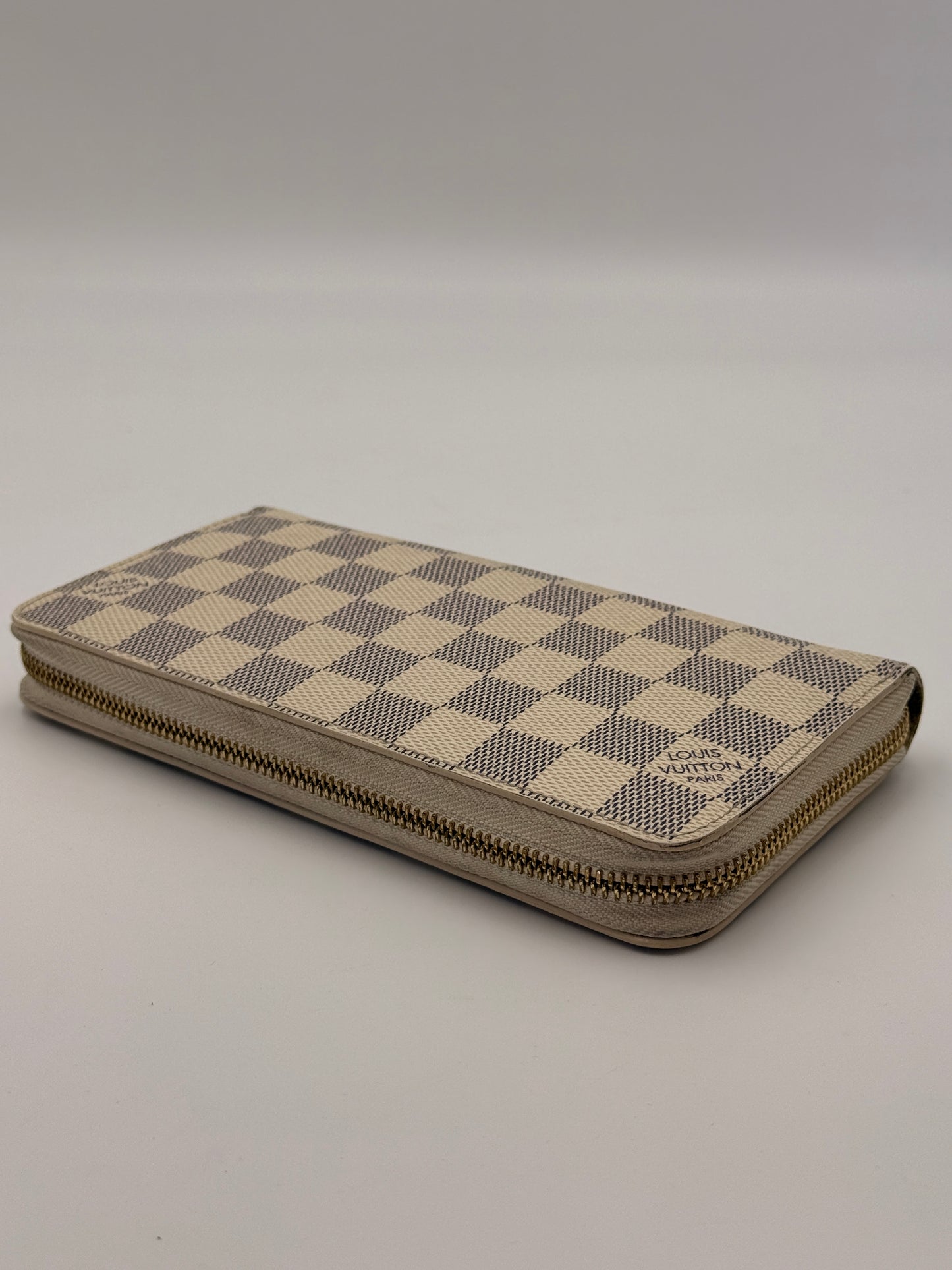 Louis Vuitton Damier Azur Zippy Wallet
