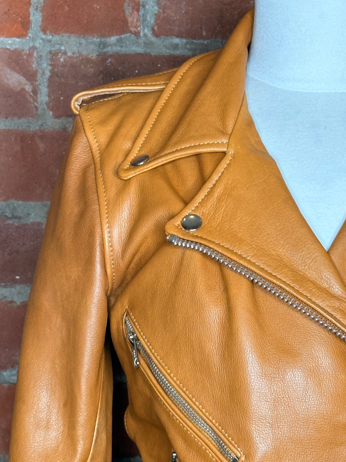 Understated Leather Leather Jacket | SZ M