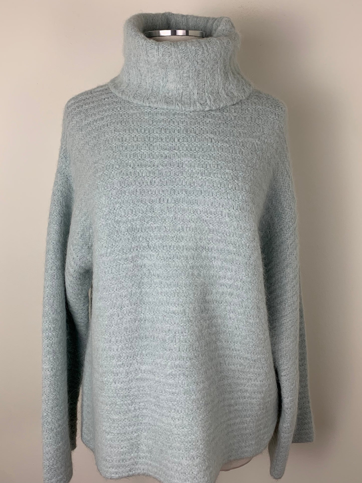 A.P.C. Tess Turtleneck | SZ M | NWT