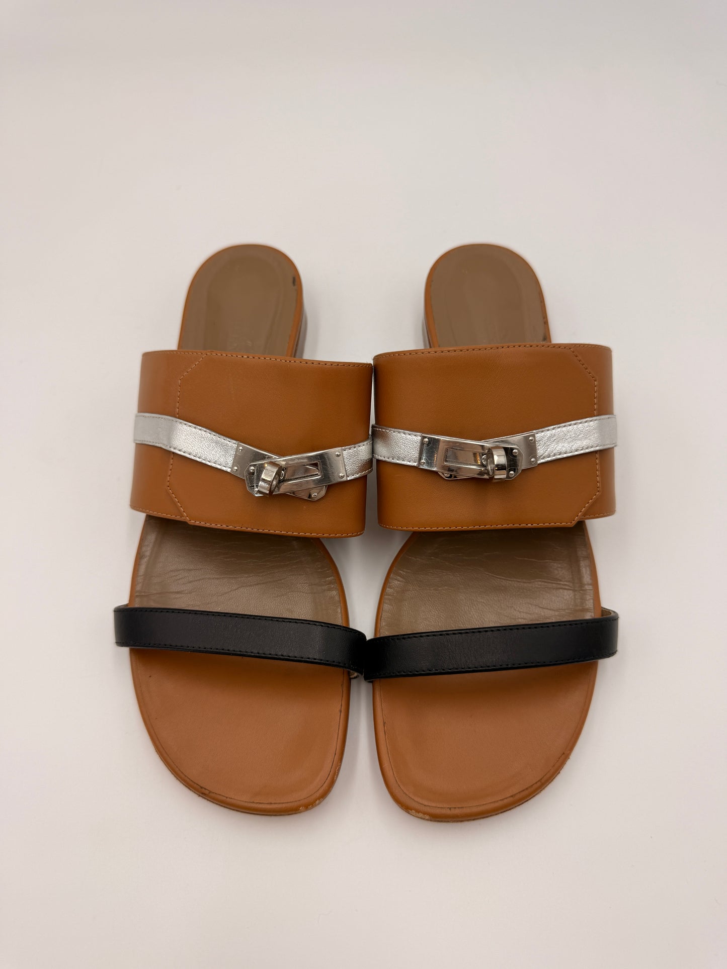 Hermes Bicolor Avenue Sandal | SZ 40