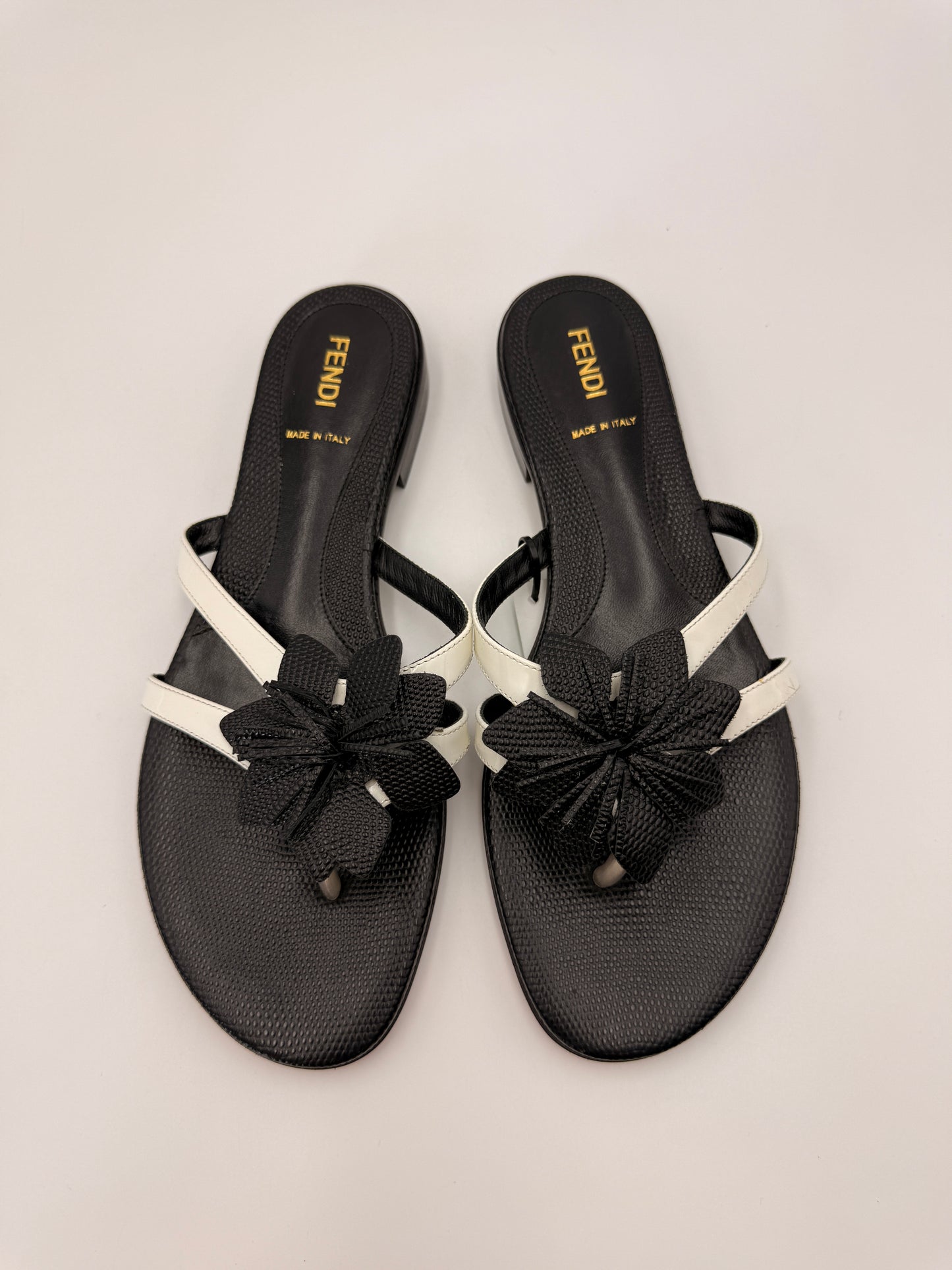 Fendi Jungle Flower Sandals | SZ 39
